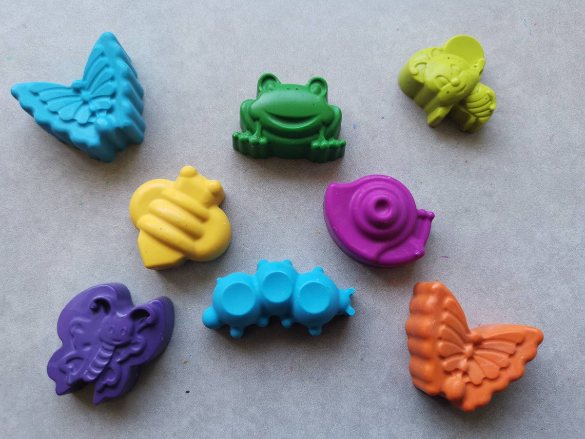 Insect Crayons - Garden Creatures - Children's Crayons - Ugly Bug Ball - Kids Party Favours - Party Bag Fillers - Butterfly - Caterpillar