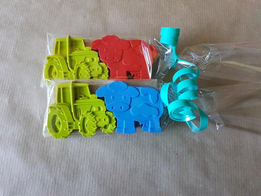 Farmyard Animal Party Favours - Tractor - Cow Children's Crayons - Party Bag Fillers - Farm Animal Crayons - Shaped Crayons