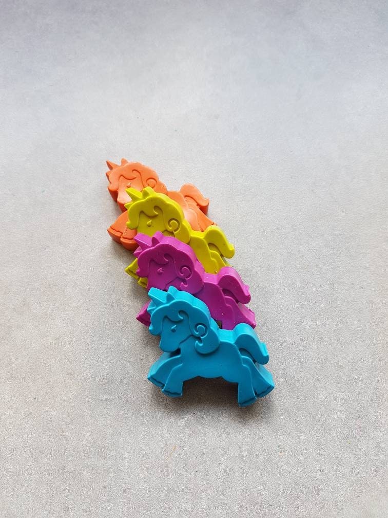 Unicorn Crayons - Party Favours - Unicorn Gift Ideas - Childrens Crayons - Gifts For Children - Present Ideas - Stocking Fillers