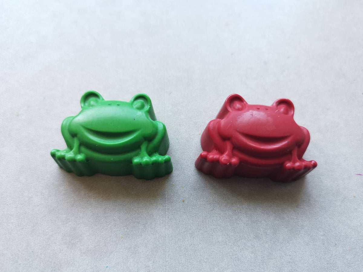 Insect Crayons - Garden Creatures - Children's Crayons - Ugly Bug Ball - Kids Party Favours - Party Bag Fillers - Butterfly - Caterpillar
