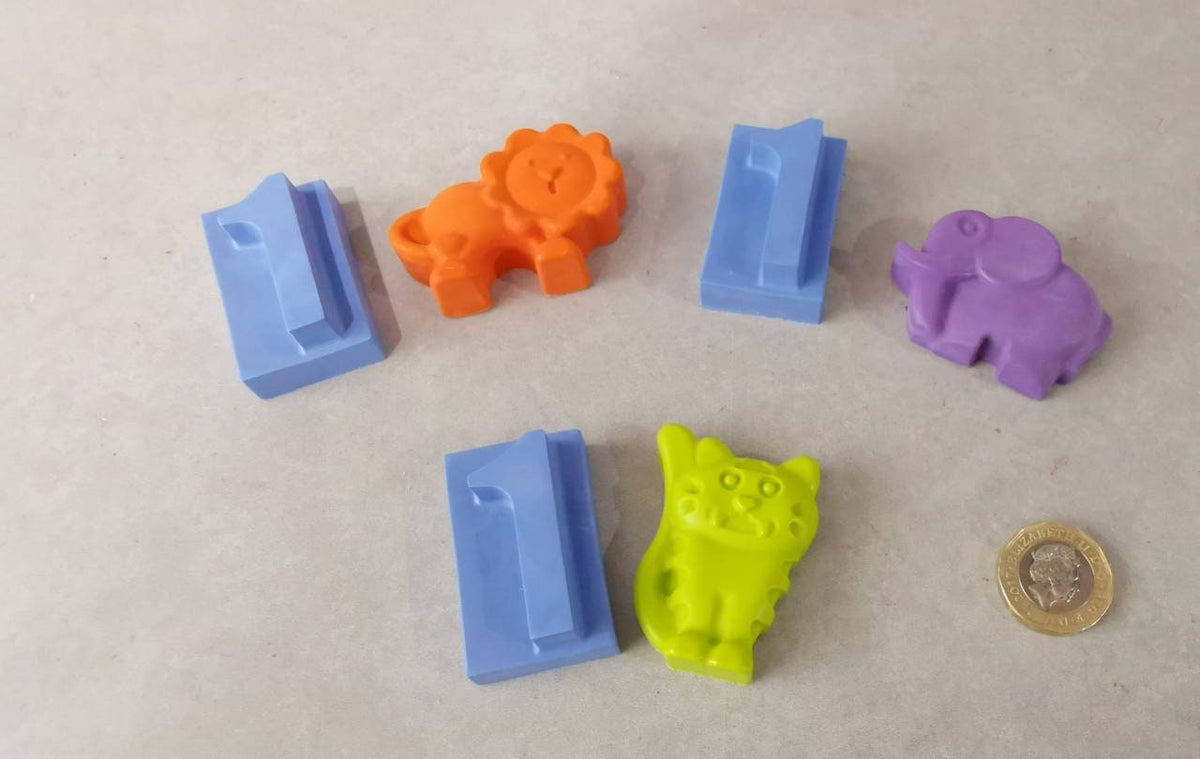 Party Bag Fillers - Children's Crayons - Party Favours - Age Crayon - Animal Crayon - Dinosaur - Farm Animal - Sealife - Butterfly -